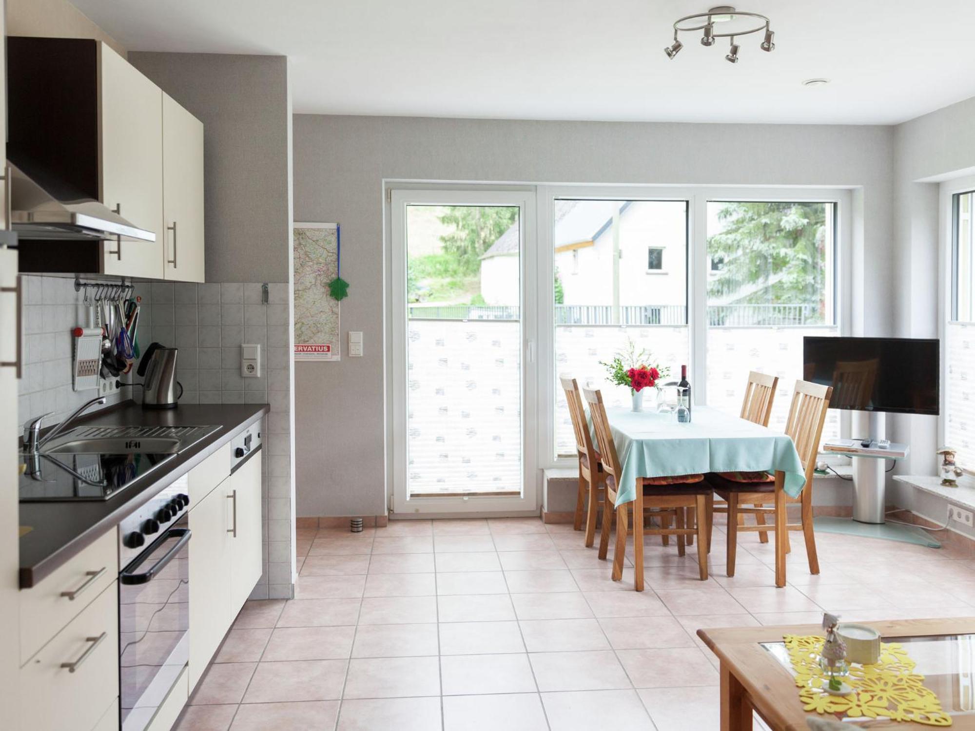 Apartment With Terrace And View Merschbach エクステリア 写真